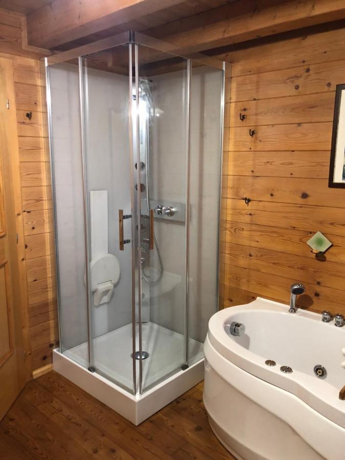 Chalet B&B Laghetti Martina Crevalcore Bagian luar foto
